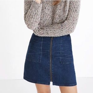 Madewell denim zip up skirt